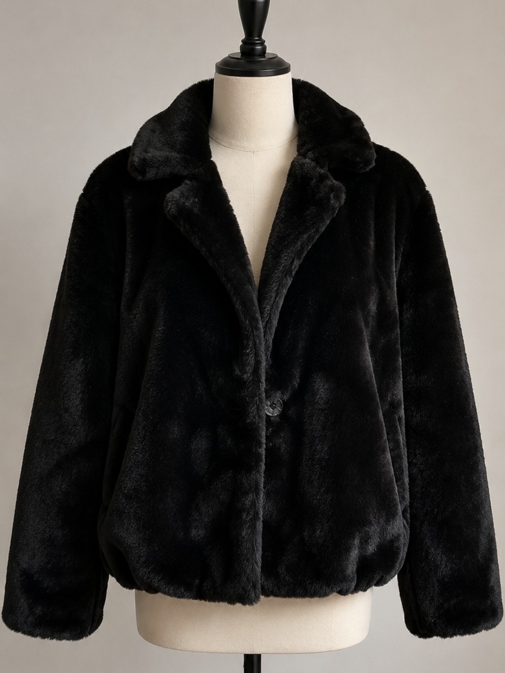 Ambiance Outerwear Black Fake Faux Fur Jacket – Size Large